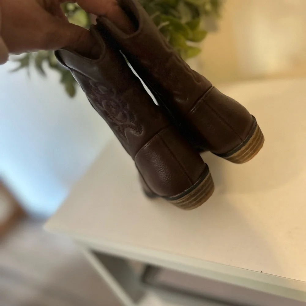 Cat & jack western zip boots almond toe